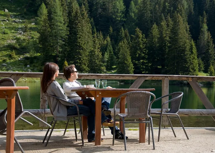 Rifugio Lago NambinoAlbergo